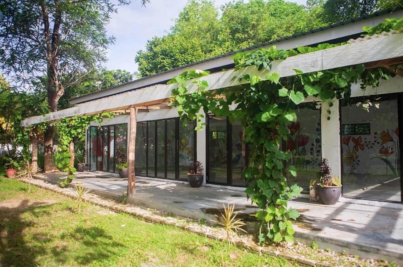 Vila Langkawi Rouhi Retreats By Vp Kuah Exteriér fotografie